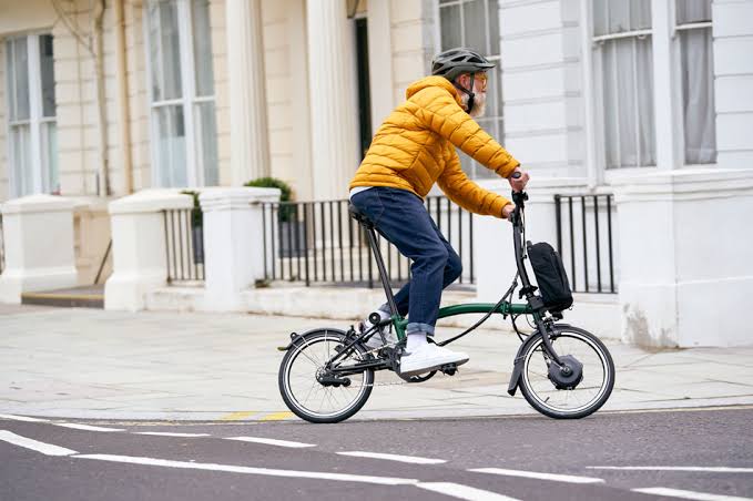 Bicicleta eléctrica con gran autonomía: qué batería necesitas